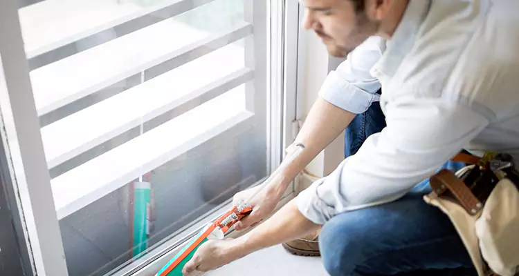 We fix All type of Sliding Door in Belmont, CA